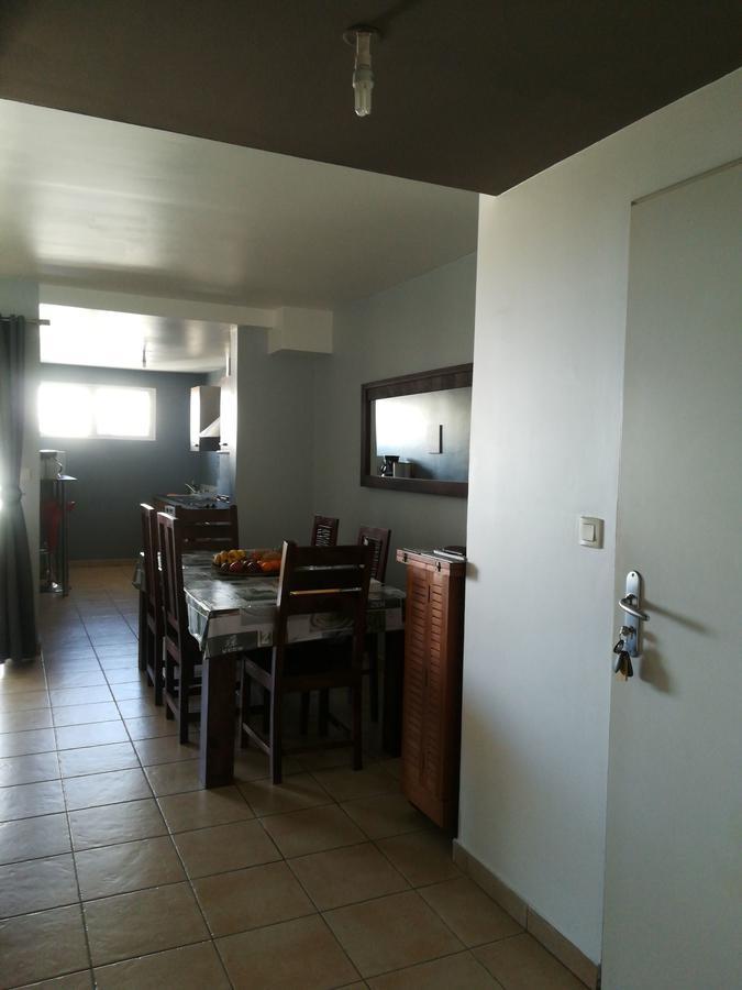 Appartement Meuble De Tourisme サン・ピエール エクステリア 写真