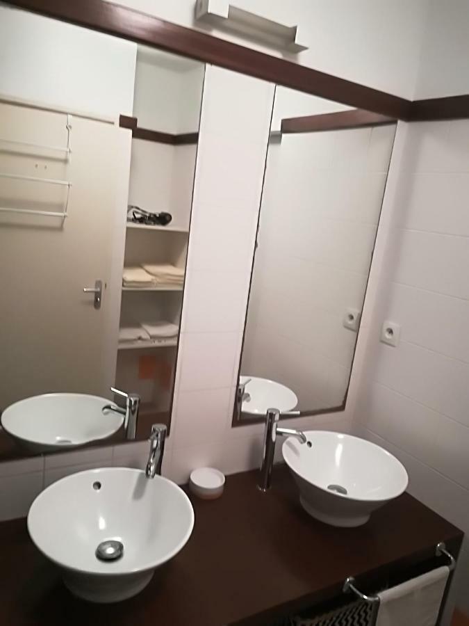 Appartement Meuble De Tourisme サン・ピエール エクステリア 写真