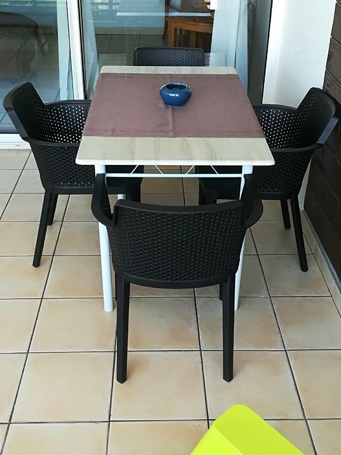 Appartement Meuble De Tourisme サン・ピエール エクステリア 写真