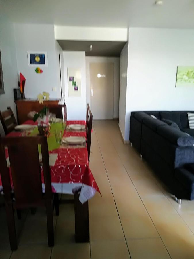 Appartement Meuble De Tourisme サン・ピエール エクステリア 写真